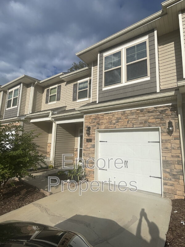 Building Photo - 1313 Compass Dr