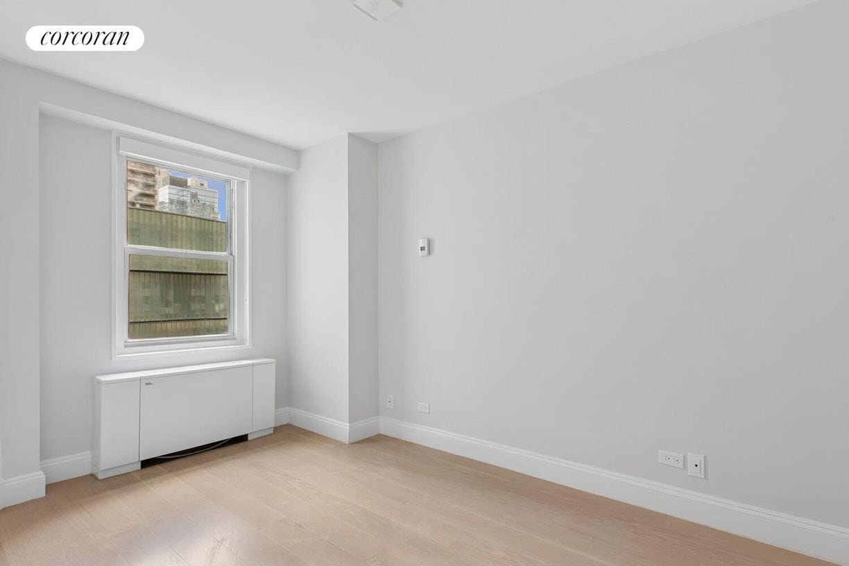 Building Photo - 155 W 68th St