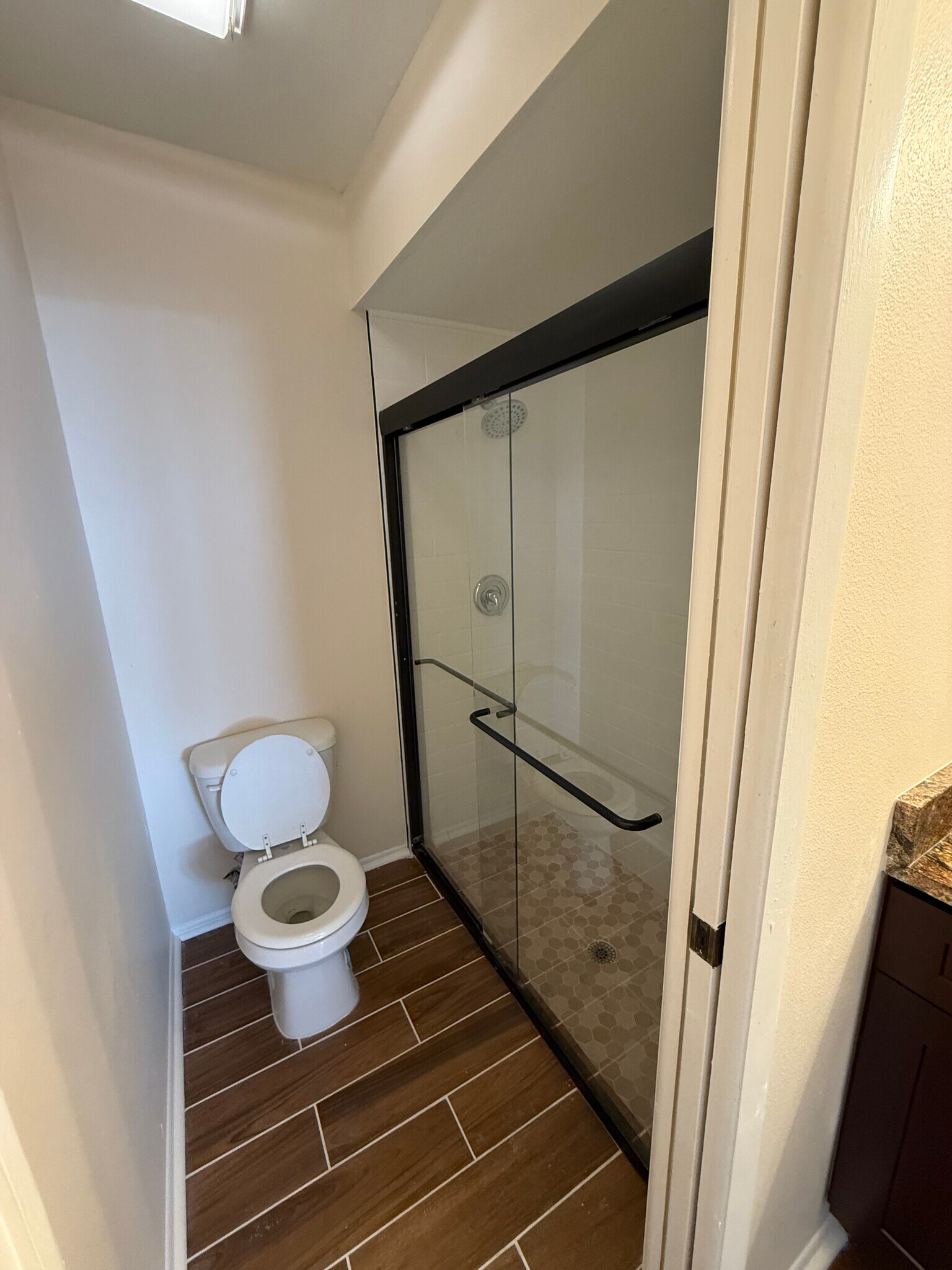 Building Photo - 2120 Corbin Pl