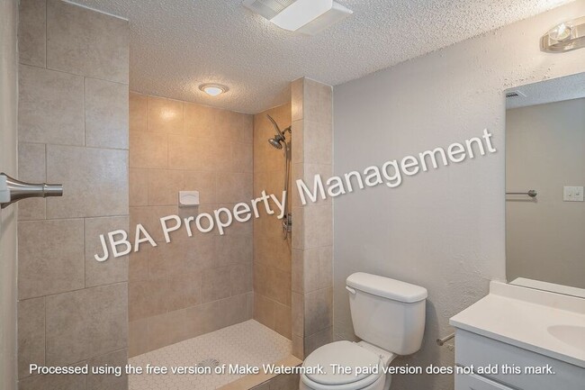 Building Photo - 1754 Farleigh Ct