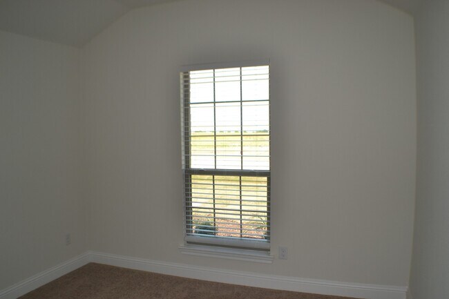 Building Photo - New Built House For Lease in Venus
