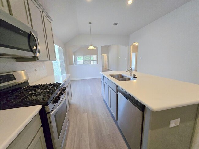 Building Photo - 3327 Avary River Ln