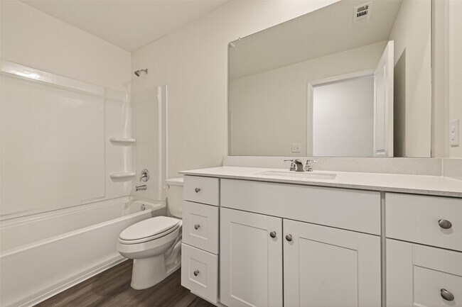 Building Photo - 31247 Williams Lndg St