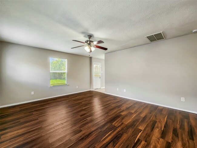Building Photo - 14007 Marners Ct