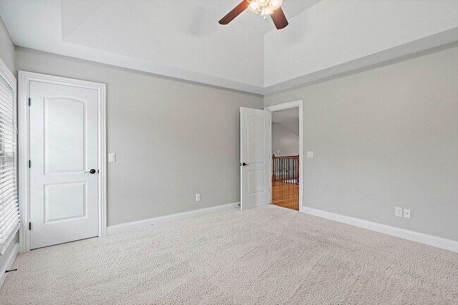 Building Photo - 1005 Brittain Downs Dr