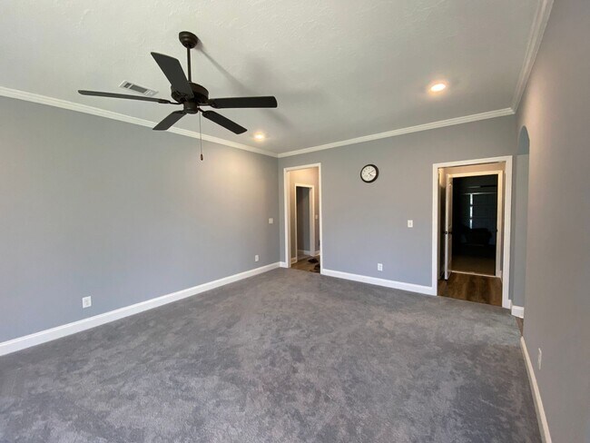 Building Photo - 70 Rachel Avenue