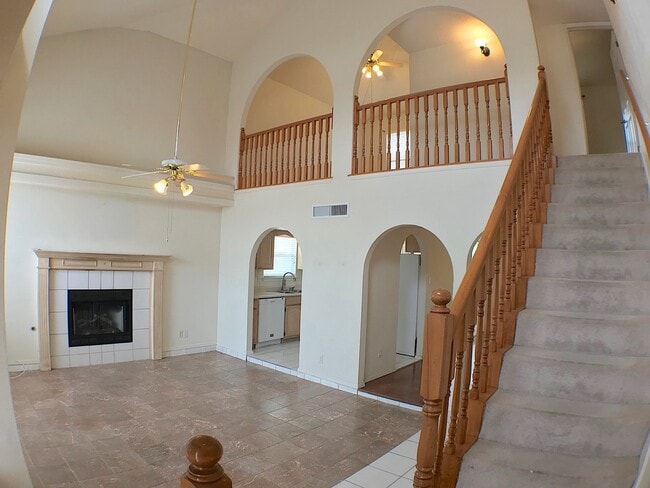 Building Photo - Northeast El Paso 3 Bed Refrig A/C