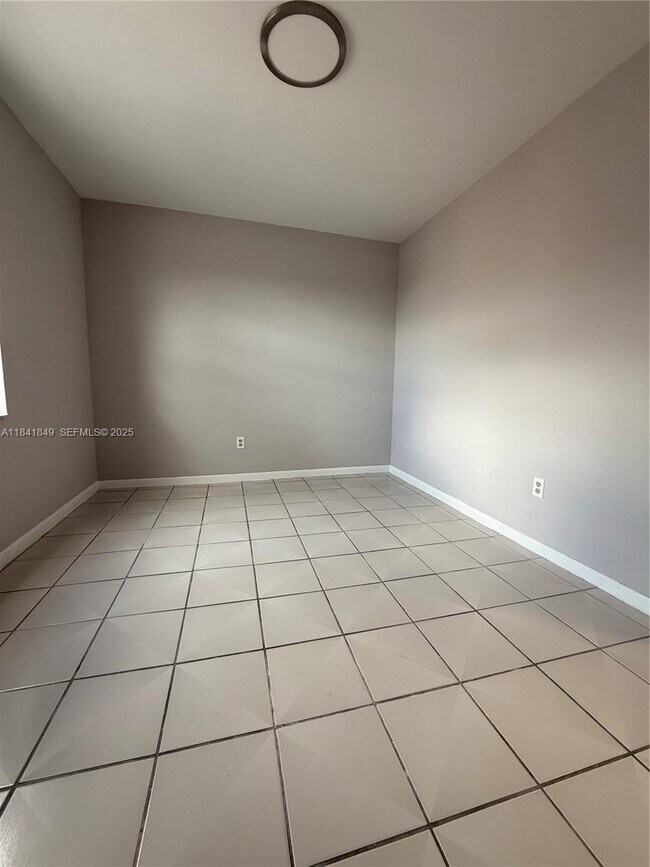 Building Photo - 6820 W Flagler St