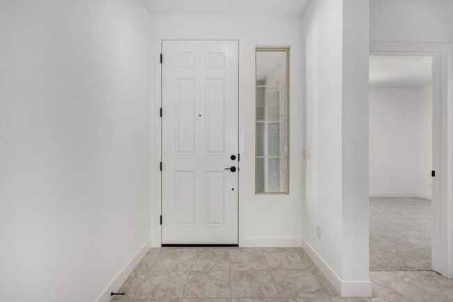 Building Photo - 14807 W Soft Wind Dr