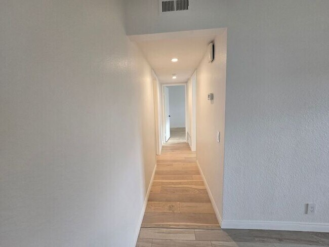 Building Photo - Private La Jolla Condo with Resort-Style Amenities Near UTC