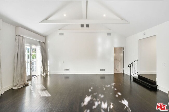 Building Photo - 10521 Rocca Pl