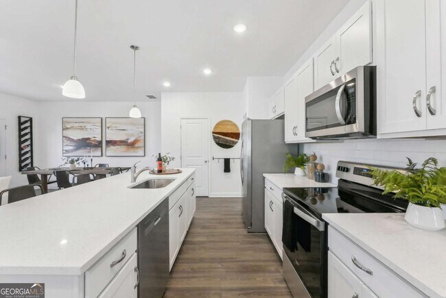 Building Photo - 3721 Denton Dr