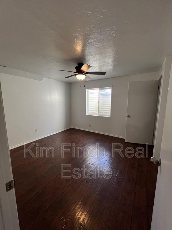 Building Photo - 4577 Twilight Dr