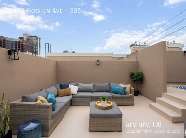 Building Photo - 11855 Goshen Ave