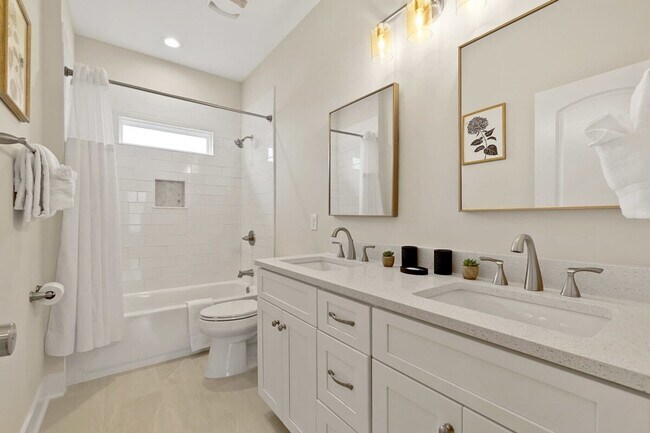 Building Photo - 6824 A1A S