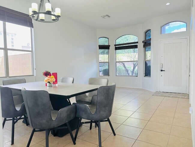 Building Photo - 21546 N 72nd Way