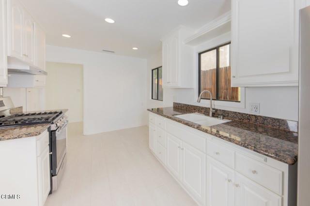 Building Photo - 4543 Rockland Pl