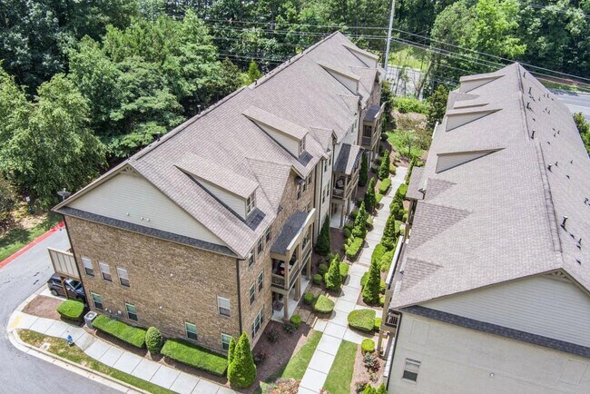 Building Photo - 612 Luckett Ct