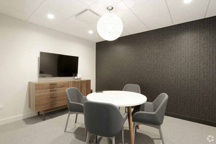 Work Room - The Gallery on Wells