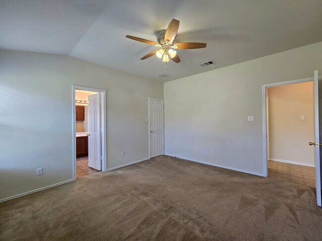 Building Photo - 4604 Black Forest Ln