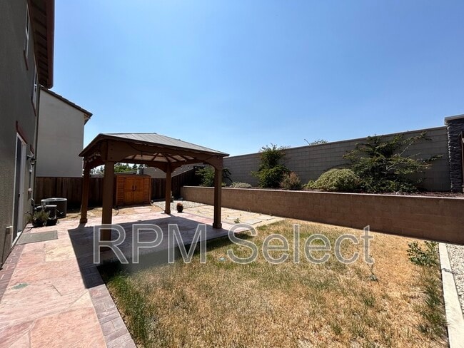 Building Photo - 1356 Jamboree Dr
