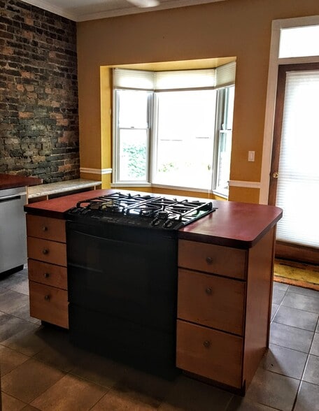 Building Photo - 140 Tennessee Ave NE