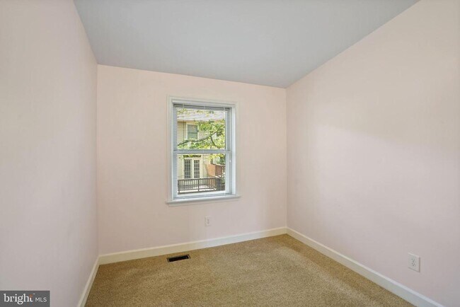Building Photo - 3915 Green Look Ct