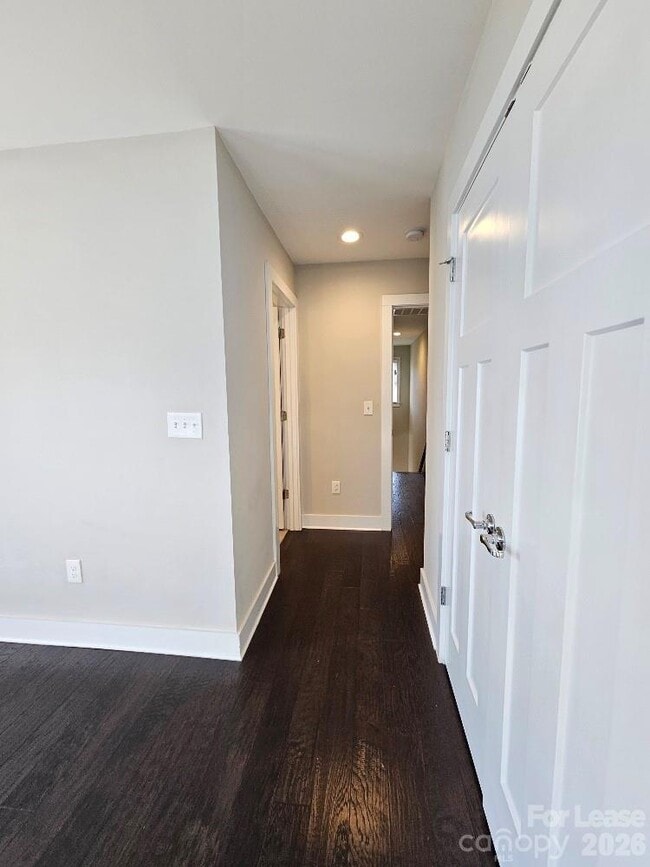 Building Photo - 1202 Macomb Pl