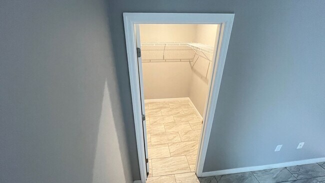 Building Photo - BEAUTIFUL 3 Bedroom, 2 Bathroom Home in Palm Bay!!