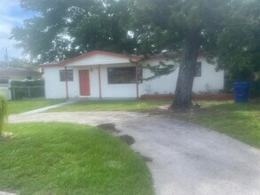 Building Photo - 211 N 66th Ave