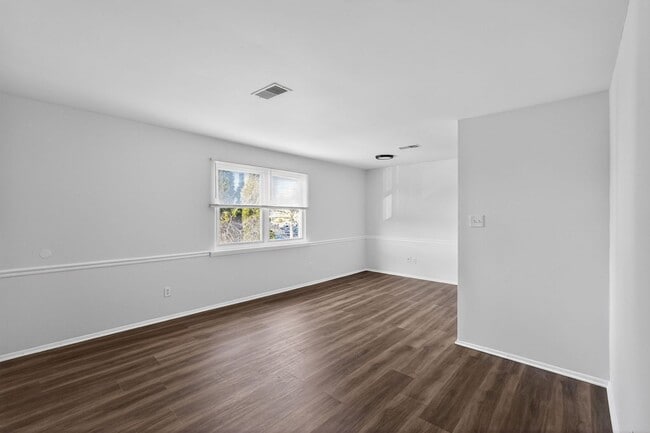 Building Photo - 2 Bedroom apartment in Eagleville