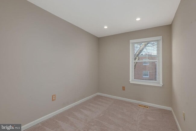 Building Photo - 3848 Brighton Ct