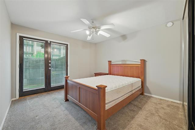 Building Photo - 5934 Sandhurst Ln