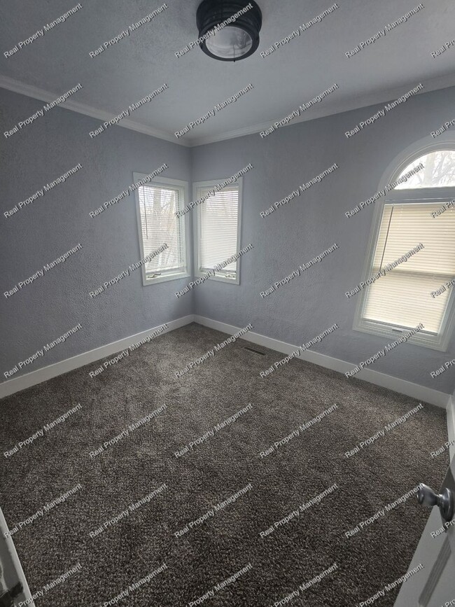 Building Photo - Completely Renovated Three Bedroom Ranch