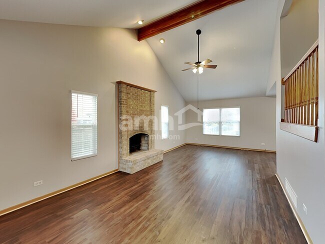 Building Photo - 25773 S Hoover Ct