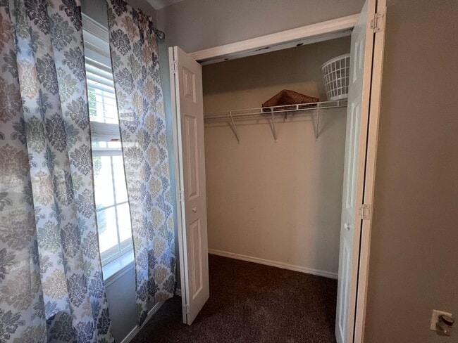 Building Photo - 2 bedroom 2.5 bath Townhome in Godley Park