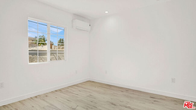 Building Photo - 5377 Manzanar Ave