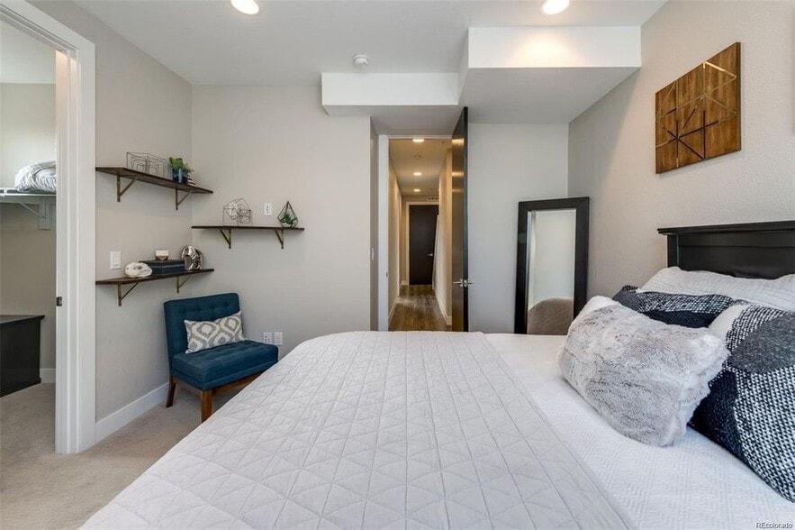 Building Photo - 1702 Fenton St