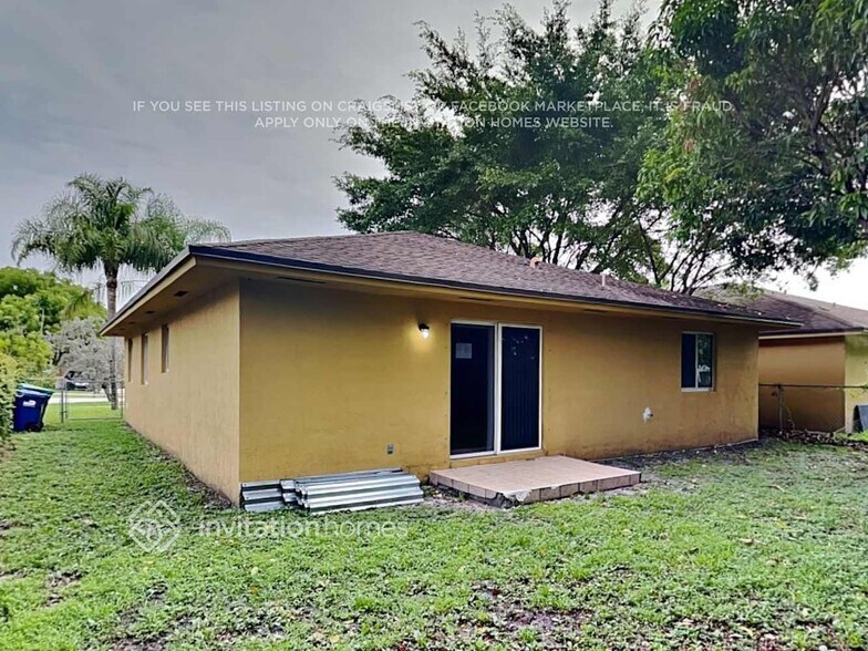 Building Photo - 3746 NW 201st Terrace