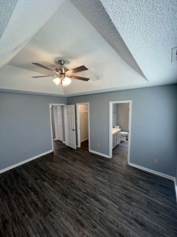 Building Photo - 4445 Fawnbrook Ave SW