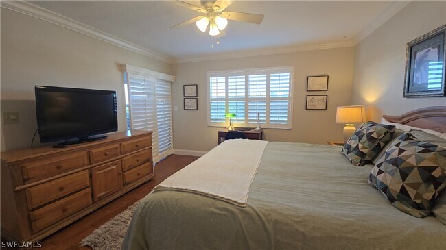 Building Photo - 12945 Vanderbilt Dr