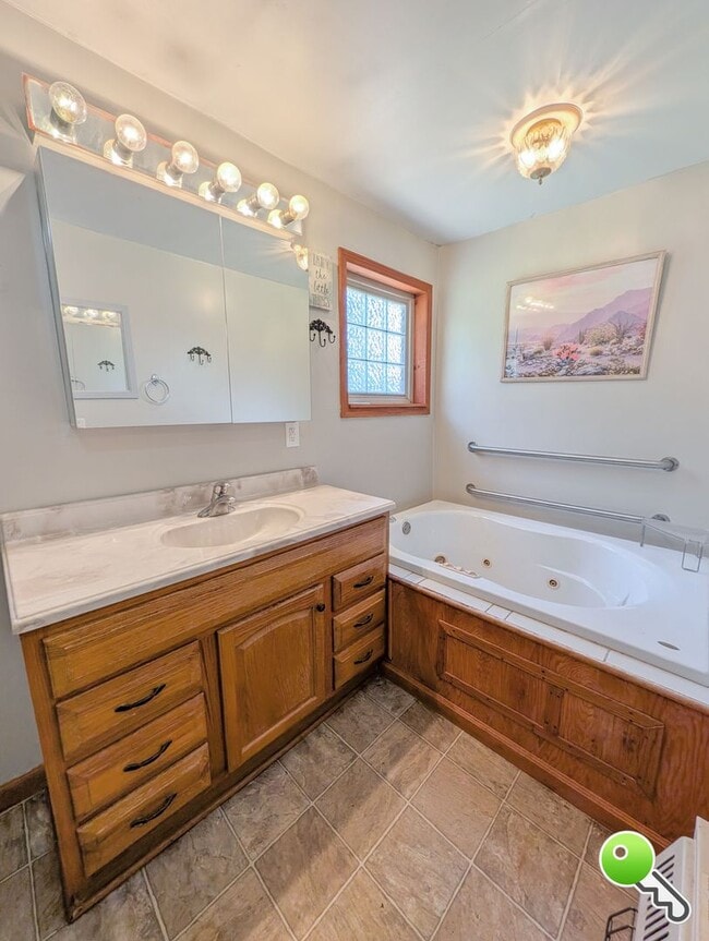 Building Photo - Charming 3BR Home with Covered Parking & Fenced Yard