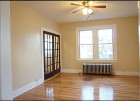 Building Photo - 53 Love Ln