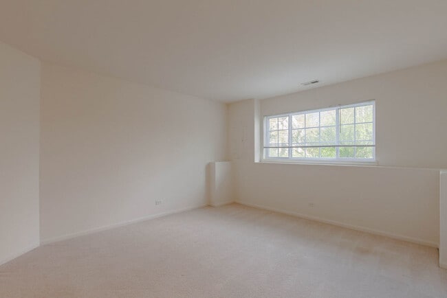 Building Photo - 619 Cary Woods Cir