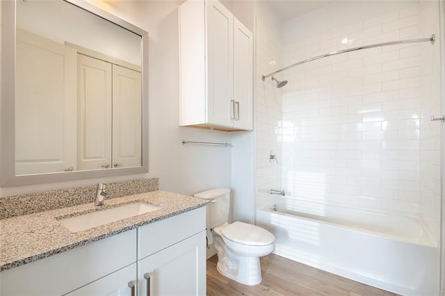 Building Photo - 4700 W Spring Creek Pkwy