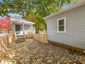 Building Photo - 306 Martin Ave