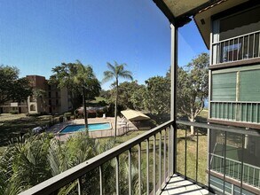 Building Photo - 4158 Inverrary Dr