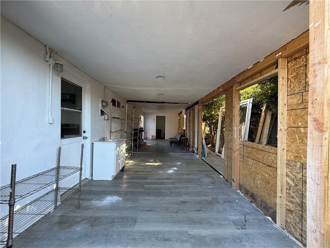 Building Photo - 5550 Pal Mal Ave