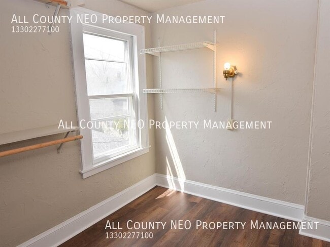 Building Photo - 1224 W Clifton Blvd