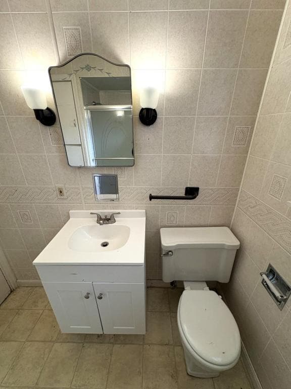 Building Photo - 7 Howe St